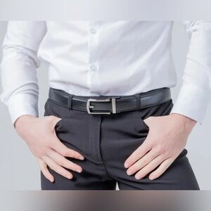 Vittelo Black Leather Adjustable Dress Belt - NWT